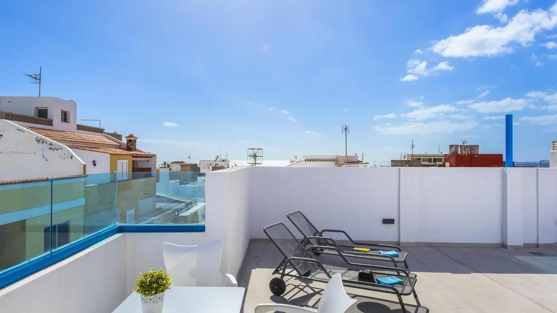 Okeanos Eco Guest House Los Abrigos